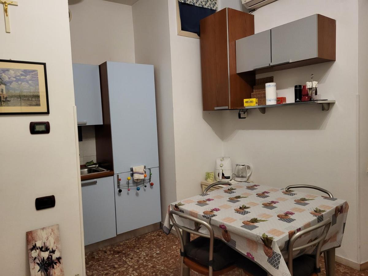 Soggiorna Con Claudia Apartamento Roma Exterior foto
