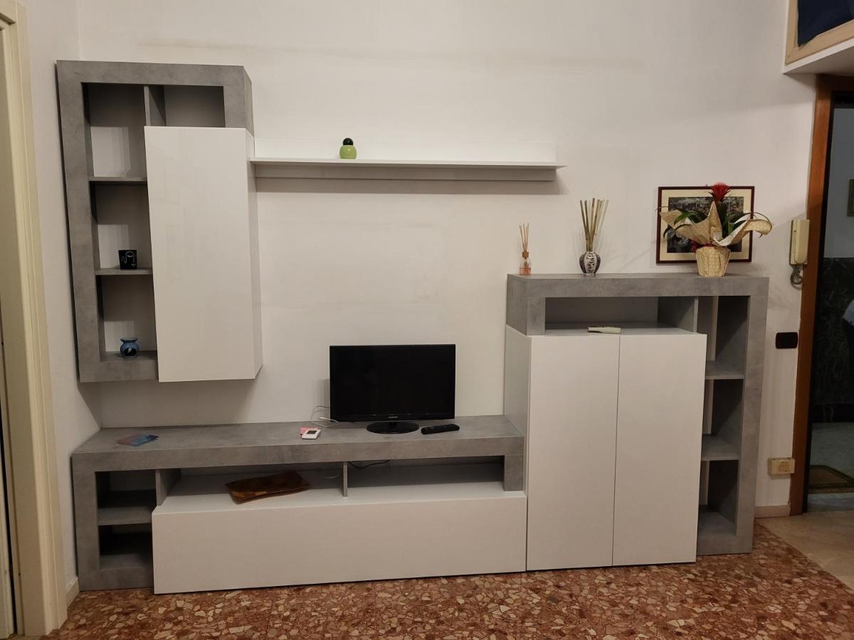 Soggiorna Con Claudia Apartamento Roma Exterior foto